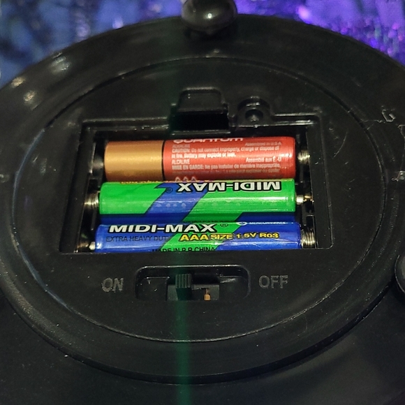 LED Crystal Ball - Picture 3 of 7